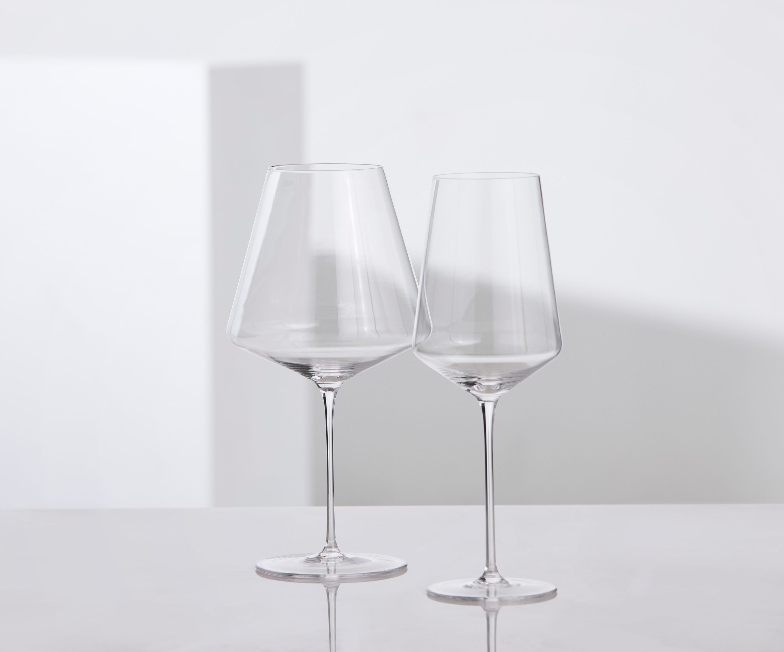 Ultima, rauðvínsglas, burgundy, handblásið